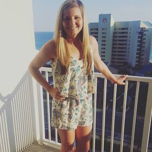 Meet your Posher, Leah