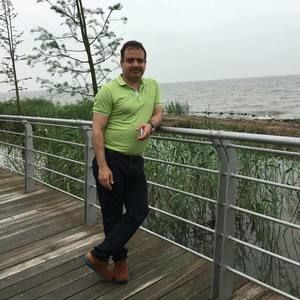 Meet your Posher, Hesham