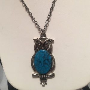 Vintage 70's turquoise jelly belly OWL necklace