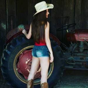 Meet your Posher, Cherokee