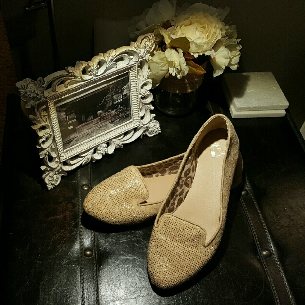 Nude flats with stud detail