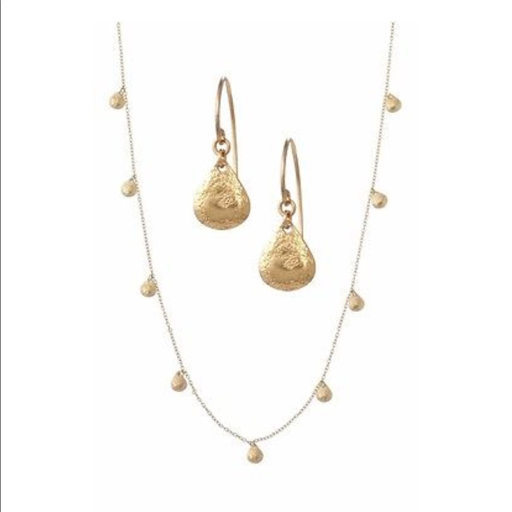 Stella and Dot Earrings (new) - Picture 4 of 4