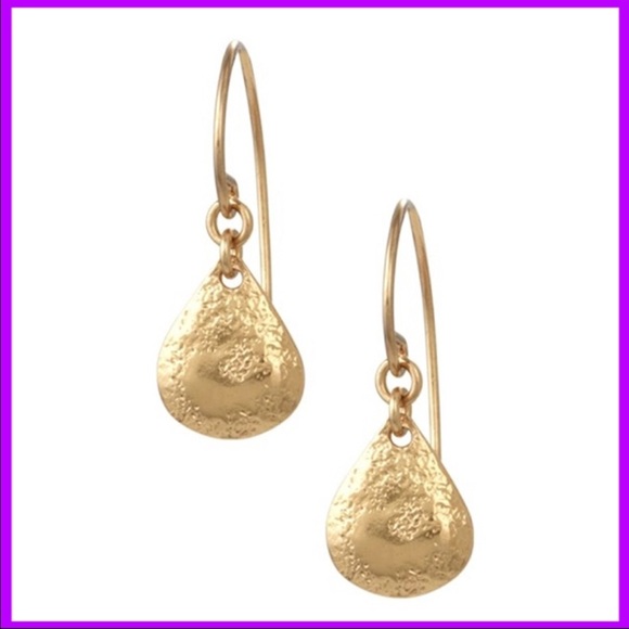 Stella and Dot Earrings (new) - Picture 3 of 4