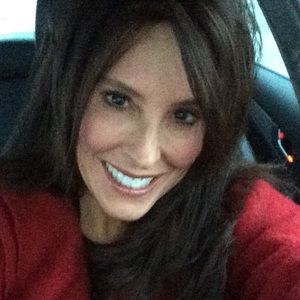 Meet your Posher, Suzanne