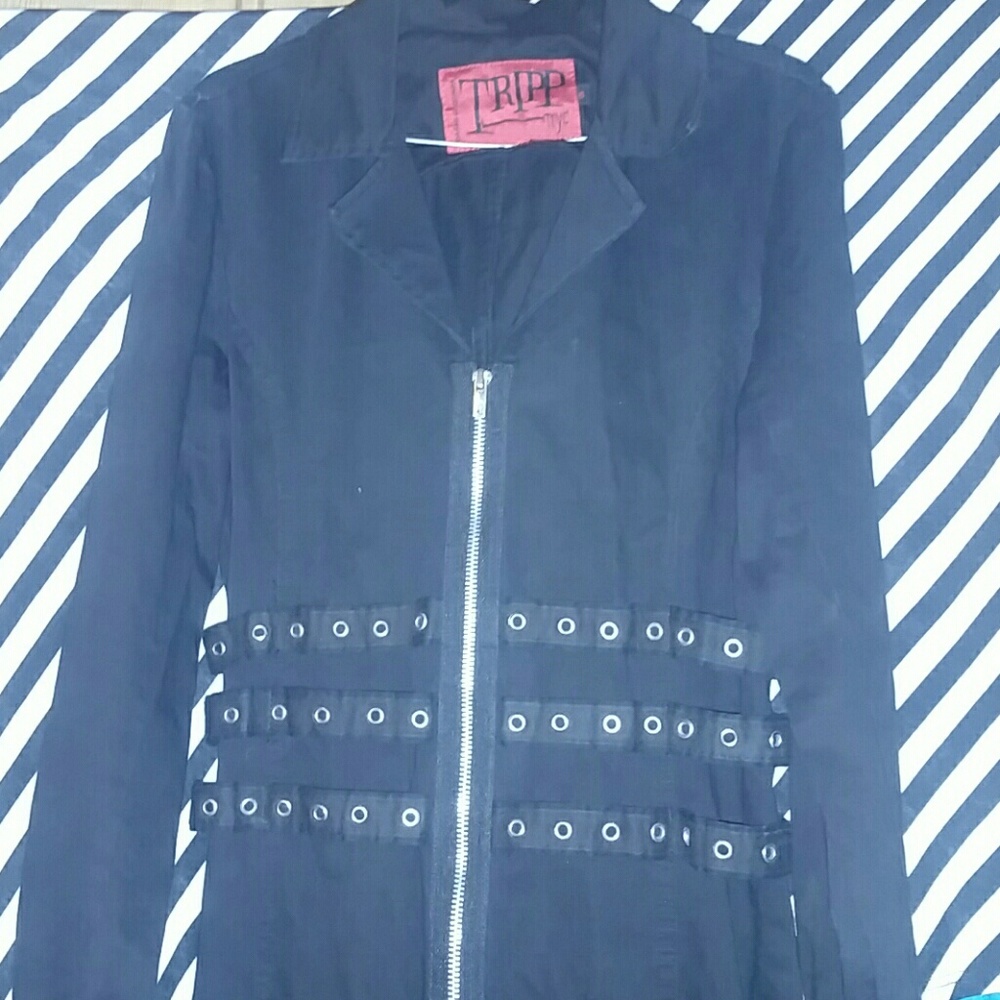 Final Markdown*Hot Topic classic