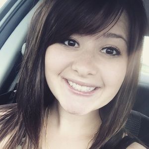 Meet your Posher, Casey