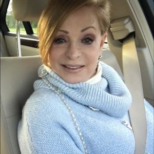 Meet your Posher, Sandra