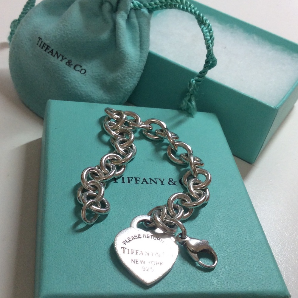 *SOLD**Authentic Return to Tiffany bracelet