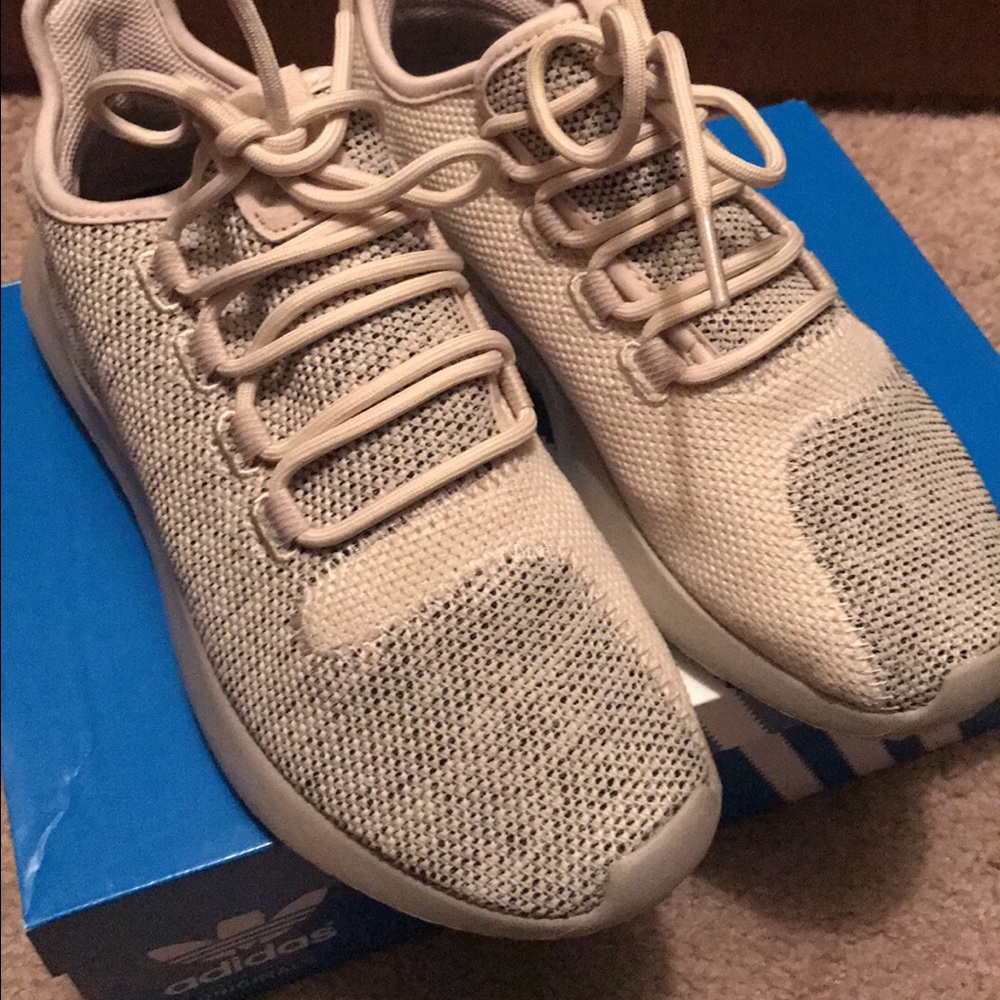 Adidas tubular shadow