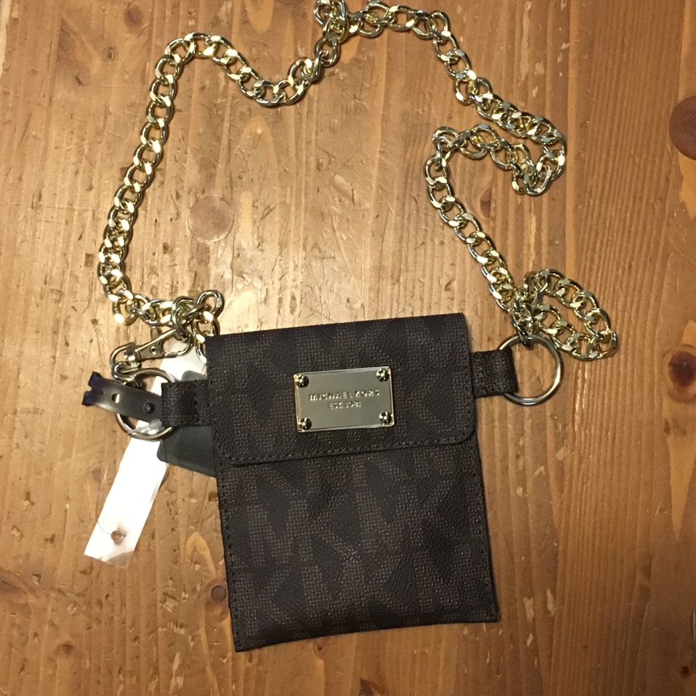 Michael Khors belted wallet - M/L