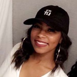 Meet your Posher, Nichele