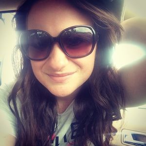 Meet your Posher, Tanya