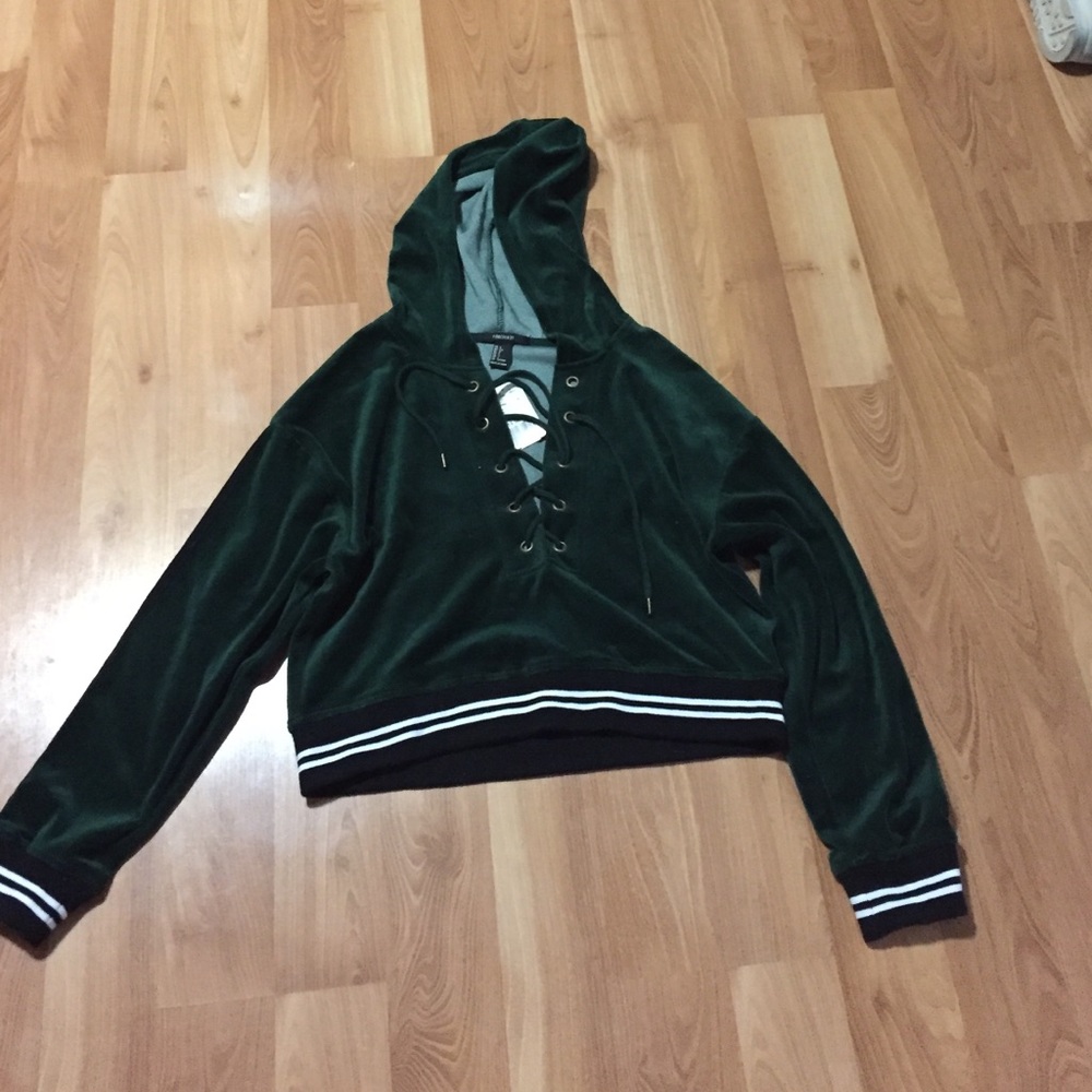 Dark green velvet cropped sweater