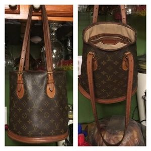 Authentic Louis Vuitton Sm Bucket Handbag