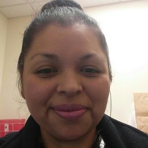 Meet your Posher, Naomi