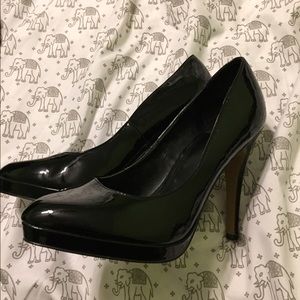 Elle Heels size 10