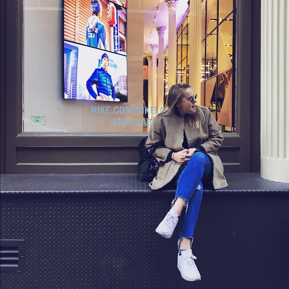 Meet your Posher, Jackie