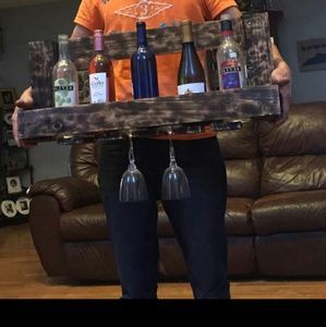 Wine bottle/glass holder