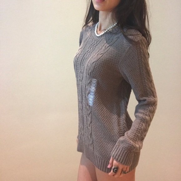 Brand new jeanne pierre - Picture 3 of 4