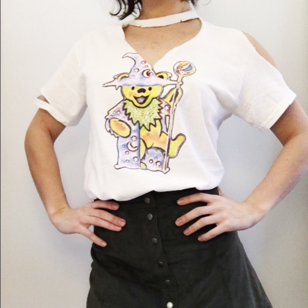 🚫SOLD🚫Grateful Dead~Dancing Bear Distressed Top