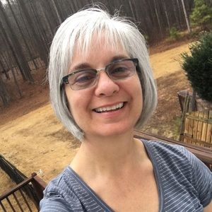 Meet your Posher, Julie