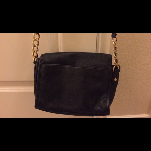 MK crossbody - Picture 3 of 3