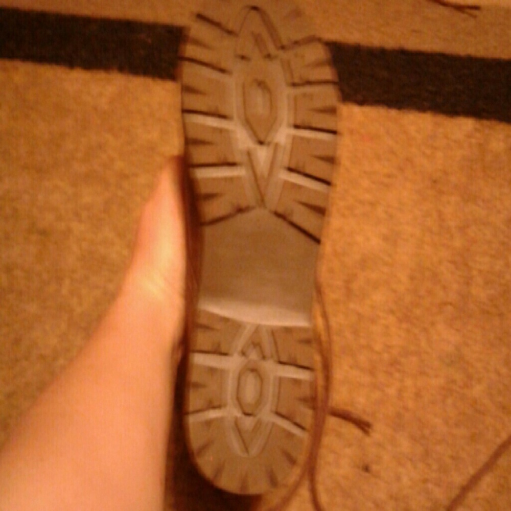 Boot - Picture 3 of 4