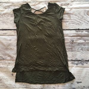 Vanity stewpot back high low Hem in olive