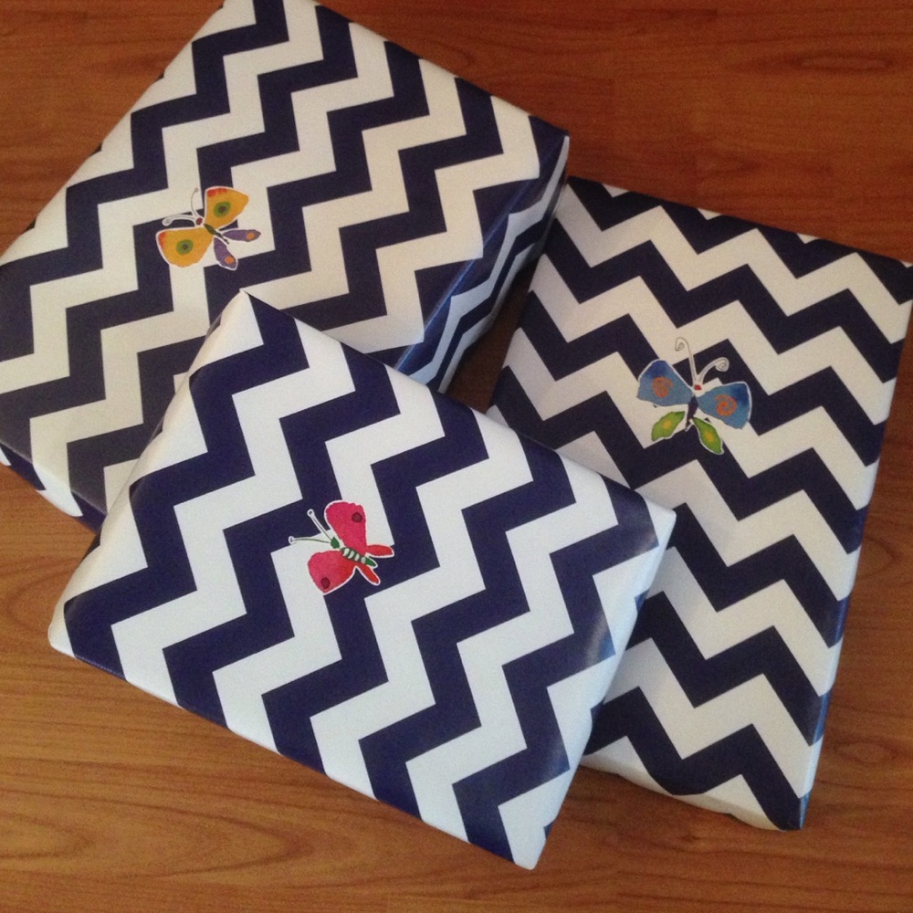 Orders going out today!!  Happy Shopping!