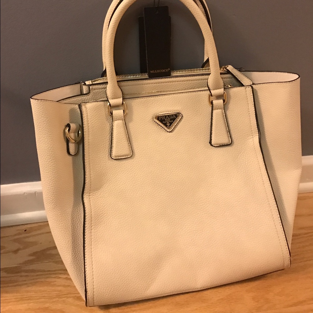 Knock off Prada purse NWT