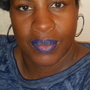 Meet your Posher, Alicia