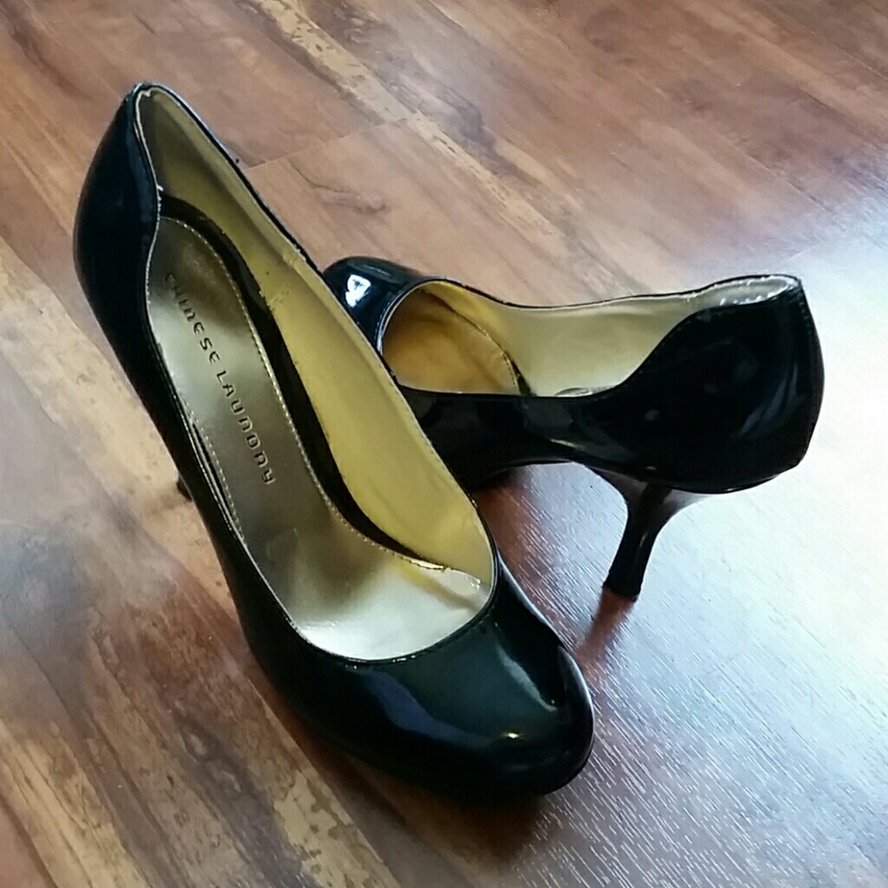 Chinese Laundry Black Patent Pumps