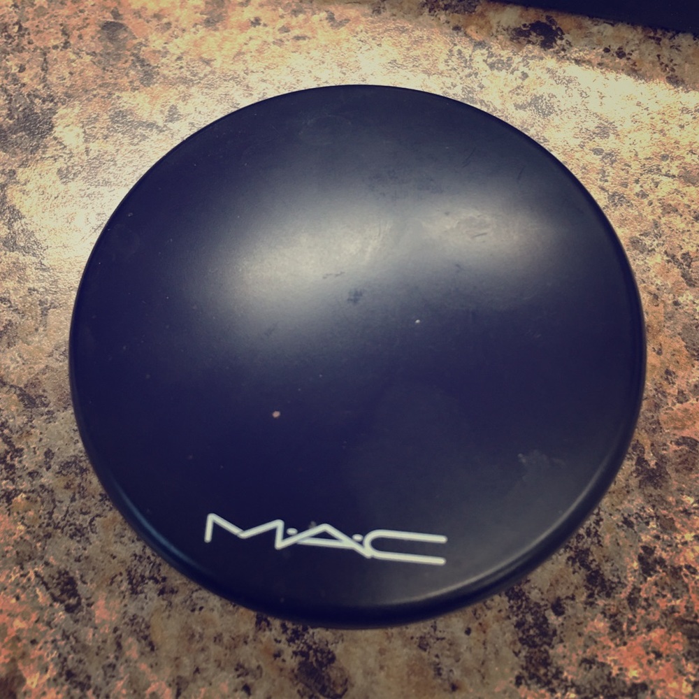 Authentic Mac medley of eyeshadow