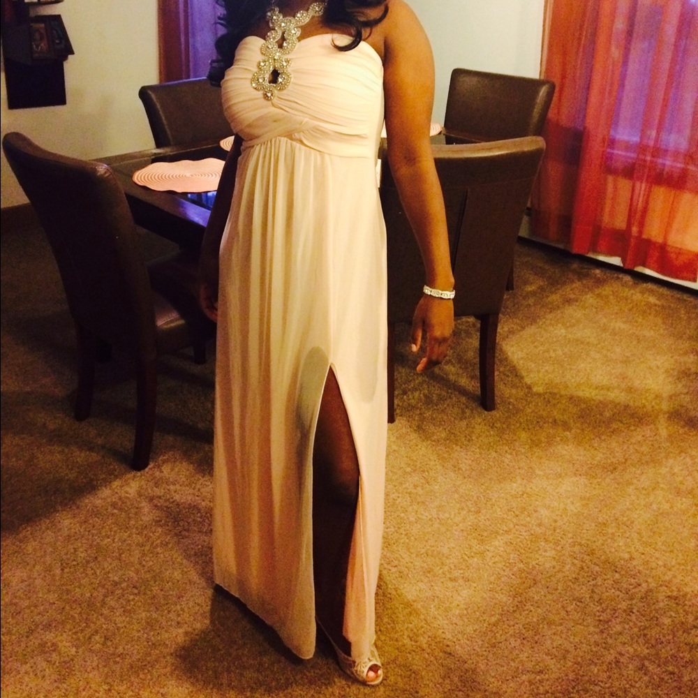 Beautiful light pink formal dress