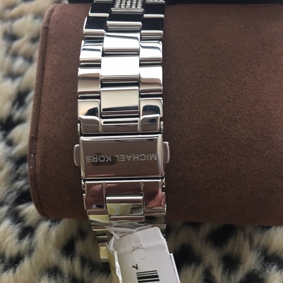 Michael Kors Bling Watch - Picture 3 of 4