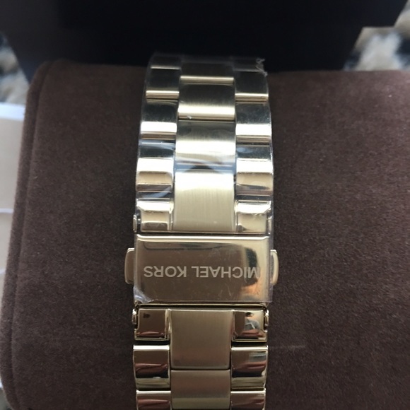 Michael Kors Bling Watch - Picture 4 of 4