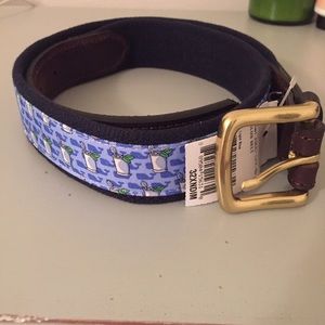 NWT Vineyard Vines Mint Julep belt