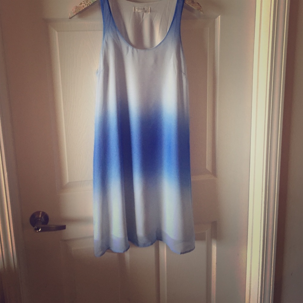 Blue and white ombré dress and white dress bundle!