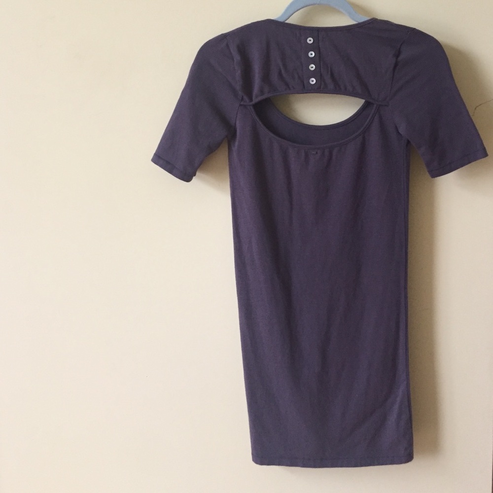 Bodycon Slit Back Mini - Picture 2 of 4