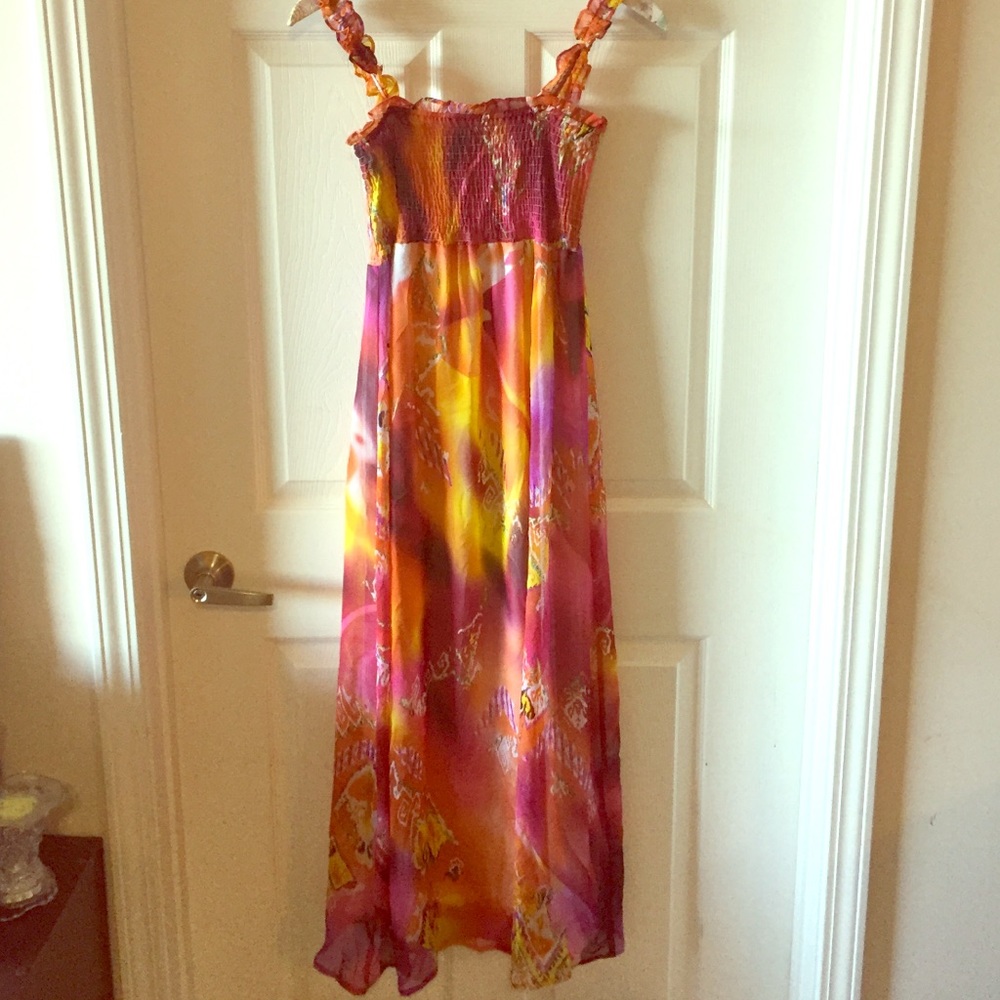 Multi colored GORGEOUS maxi dress!