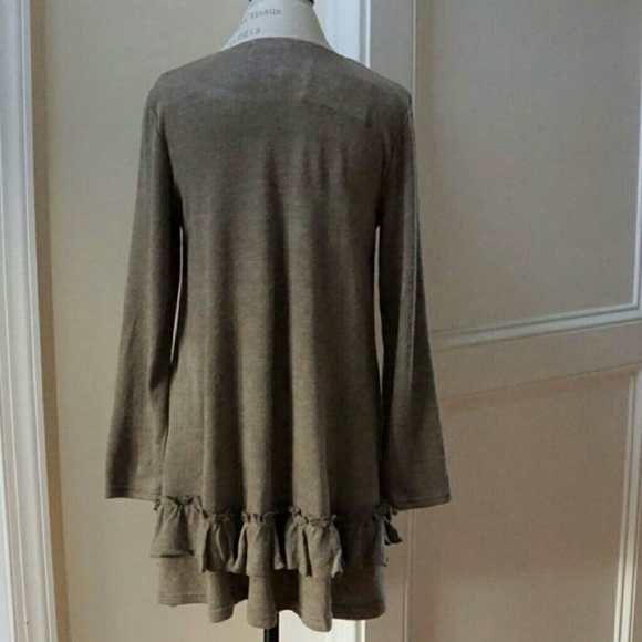 Ruffled Tunic sweater new olive green - Picture 5 of 5