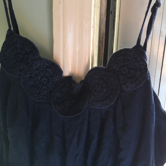 Spaghetti strap tank - Picture 2 of 2