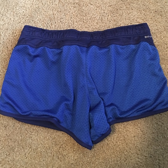 Nike running shorts - Picture 2 of 2