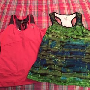 2 sports tops