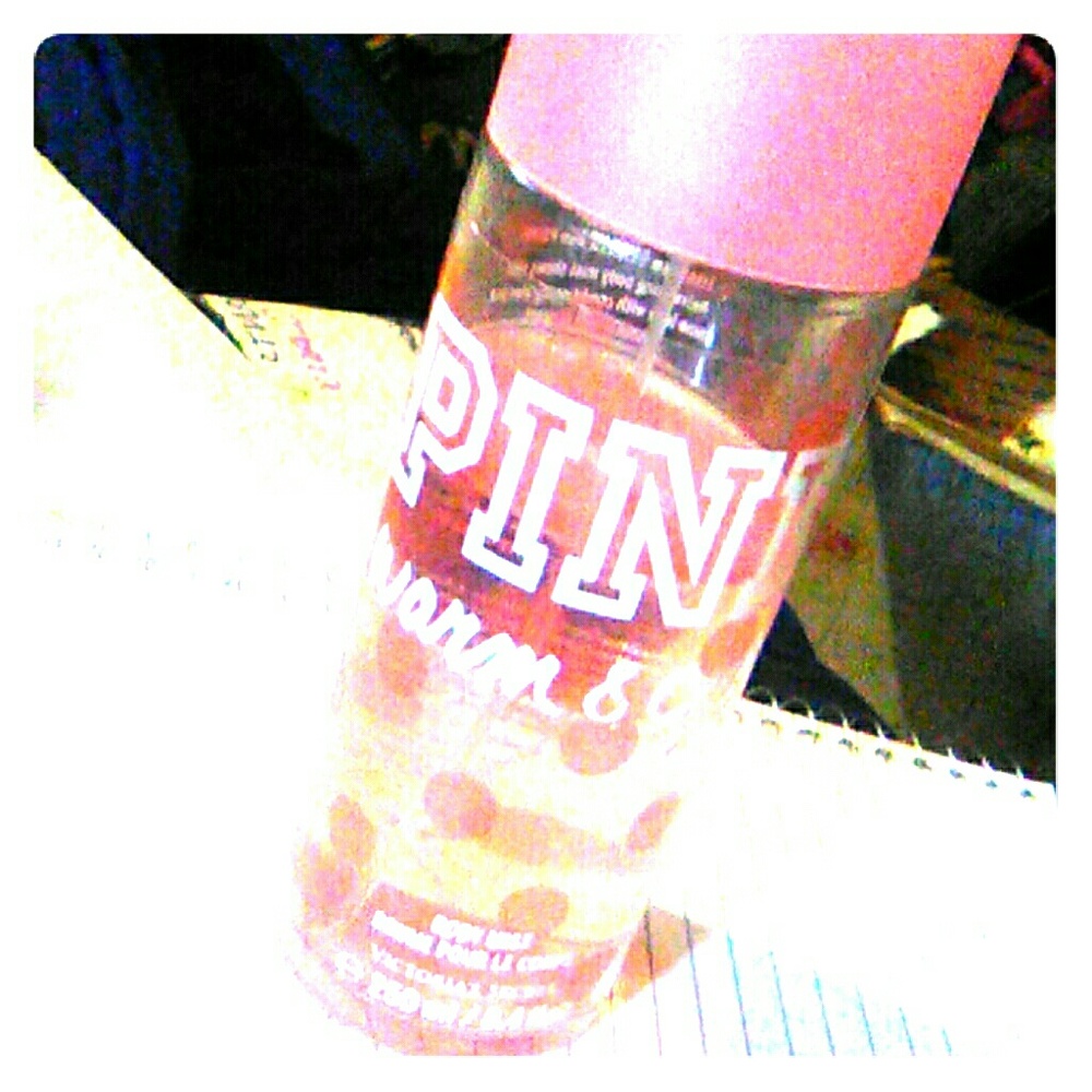 Pink victorias secrete perfume