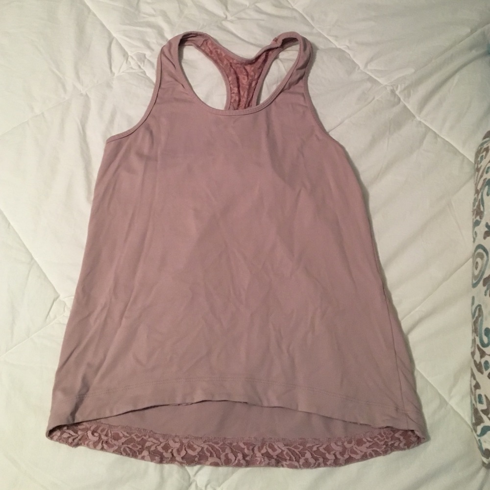 Pure & Good athleisure tank size small 🌺🌸