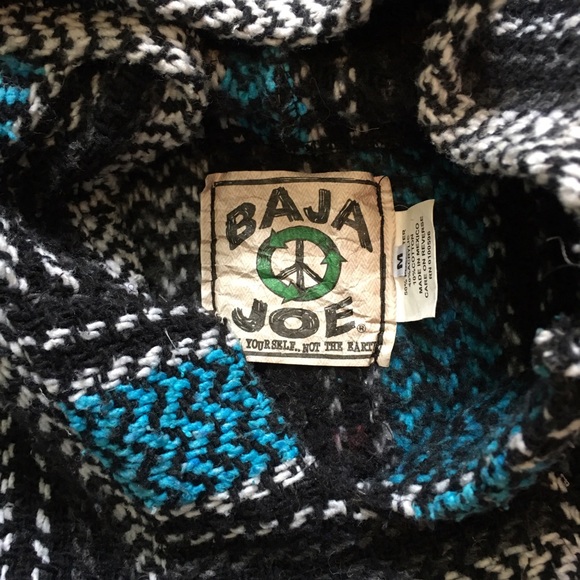 NWOT Baja pull over beach sweater rug - Picture 2 of 3