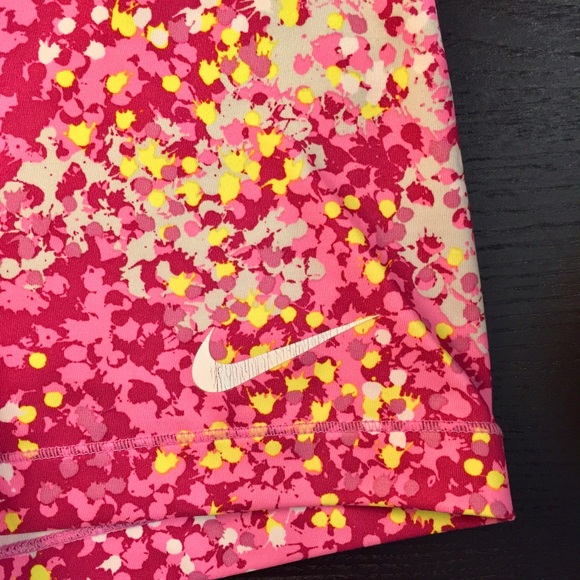 Nike Pro Shorts Size S - Picture 4 of 4