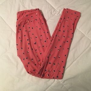 Lularoe one size leggings.