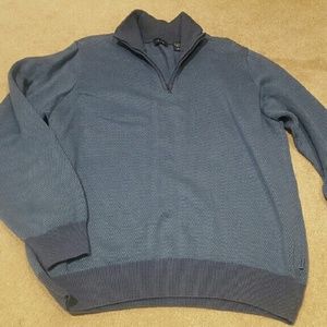 Men's pull over sweater